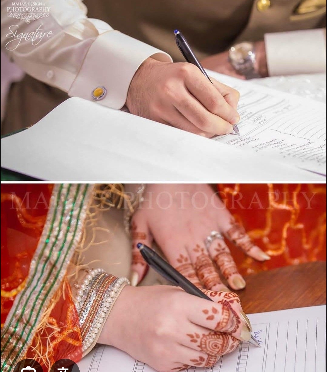 Indian wedding couple holding hands